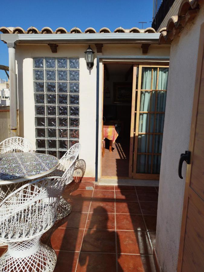 Elche Holidays Exterior photo