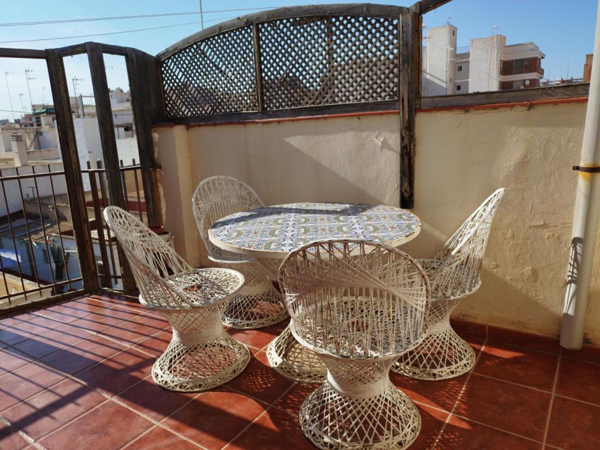 Elche Holidays Exterior photo